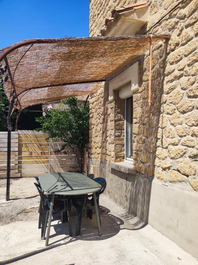 Appartement Dans Partie De Mas En Camargue Arles Exteriér fotografie